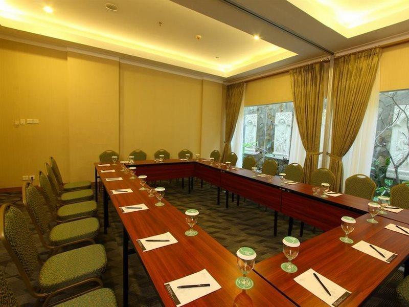 Aziza Syariah Hotel Solo By Horison Ngoại thất bức ảnh