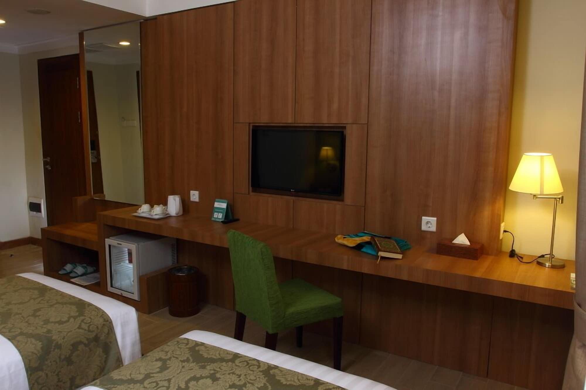 Aziza Syariah Hotel Solo By Horison Ngoại thất bức ảnh